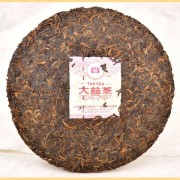 2014-Menghai-quotGolden-Needle-White-Lotusquot-Premium-Ripe-Pu-erh-tea-2