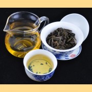 Da-Hong-Pao-quotBig-Red-Robequot-Wu-Yi-Shan-Oolong-Tea-1