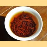 Fu-Shou-Mei-Feng-Qing-Black-Tea-of-Yunnan-Spring-2016-3