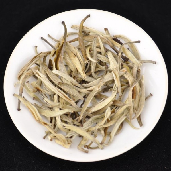 Jasmine-Silver-Needles-White-tea-of-Yunnan-Spring-2016