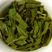 Jiangxi-High-Mountain-Organic-Bi-Luo-Chun-Green-Tea-from-Da-Zhang-Mountain-Spring-2015-3