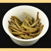Silver-Needles-White-Tea-of-Feng-Qing-Spring-2016-4
