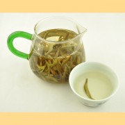 Silver-Needles-White-Tea-of-Feng-Qing-Spring-2016-5