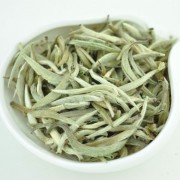 Silver-Needles-White-Tea-of-Feng-Qing-Spring-2016-6