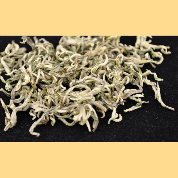 Hot Sale 2015 New Famous Chinese Yunnan Loose Leaf Black Tea EU Standard